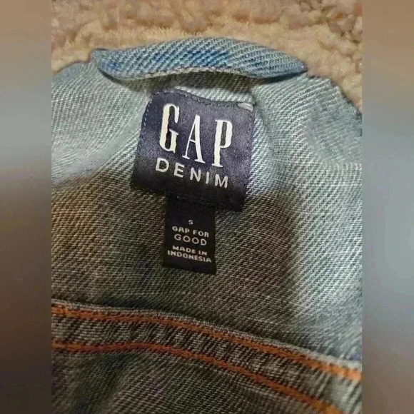 Gap for GOOD Classic Light Weight Denim Jacket w/ Wool Collar - Picture 5 of 5